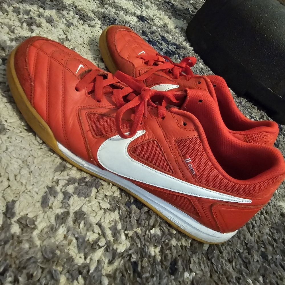 NIKE SB MENS SZ 14 U.S.